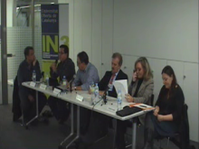 Mesa V. Los límites de los medios de comunicación y la emergencia de la autocomunicación de masas en la era digital.